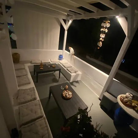 Cycladic Studio With View The Dolphins Апартаменты Иос
